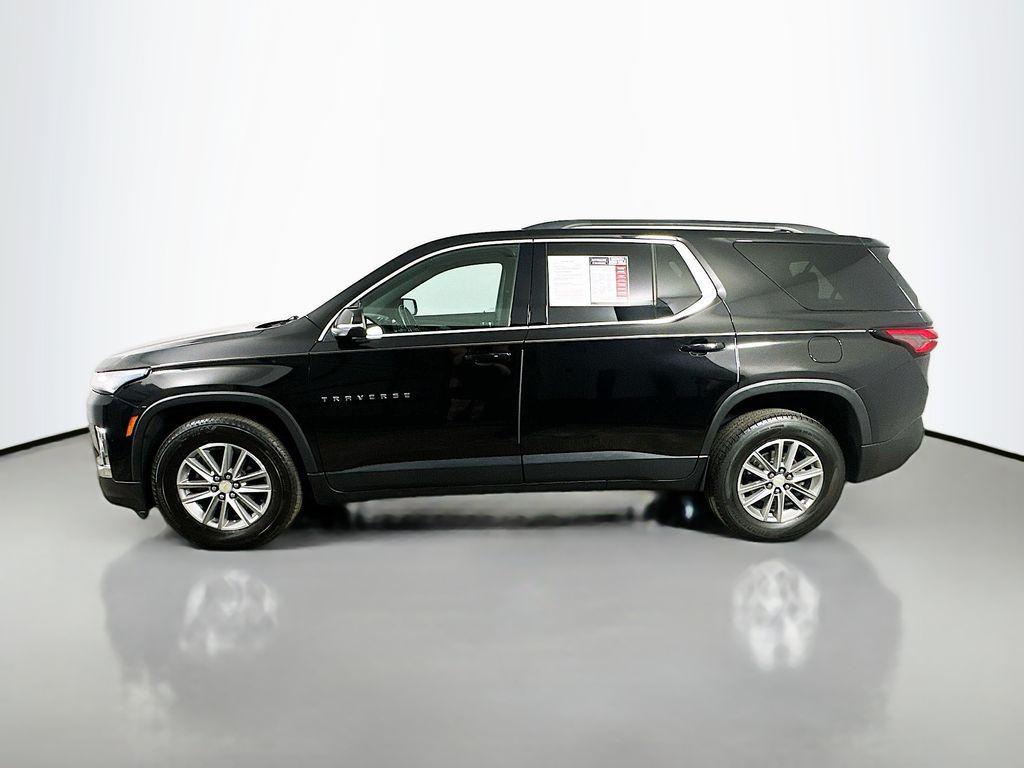used 2022 Chevrolet Traverse car, priced at $25,937