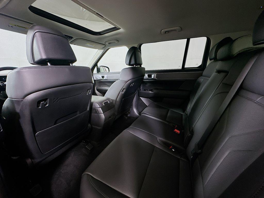 used 2025 Hyundai Santa Fe car, priced at $31,886