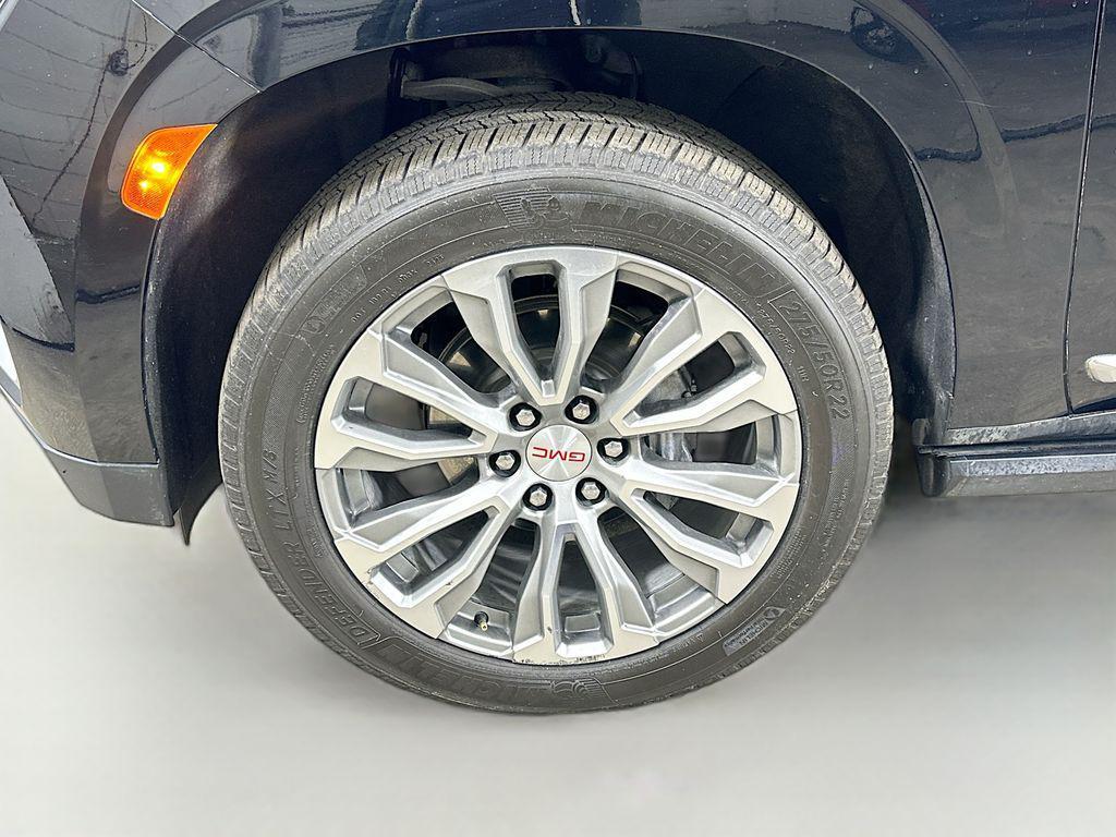 used 2021 GMC Yukon XL car, priced at $42,500