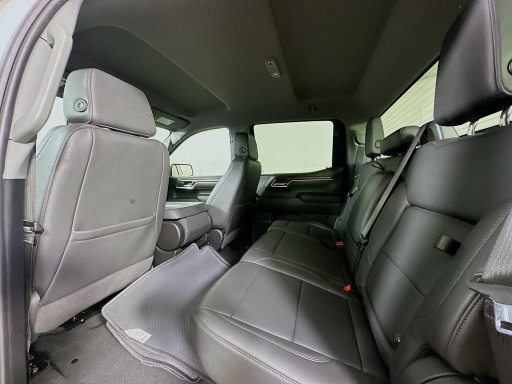 used 2025 GMC Sierra 1500 car, priced at $41,790