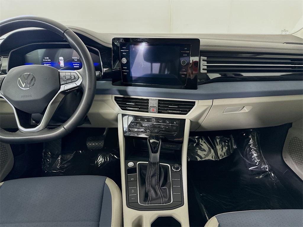 used 2025 Volkswagen Jetta car, priced at $19,996