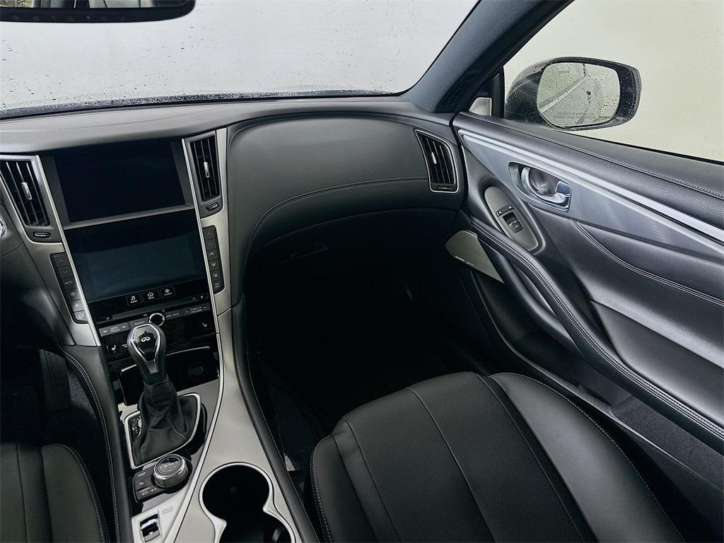 used 2022 INFINITI Q60 car, priced at $32,400