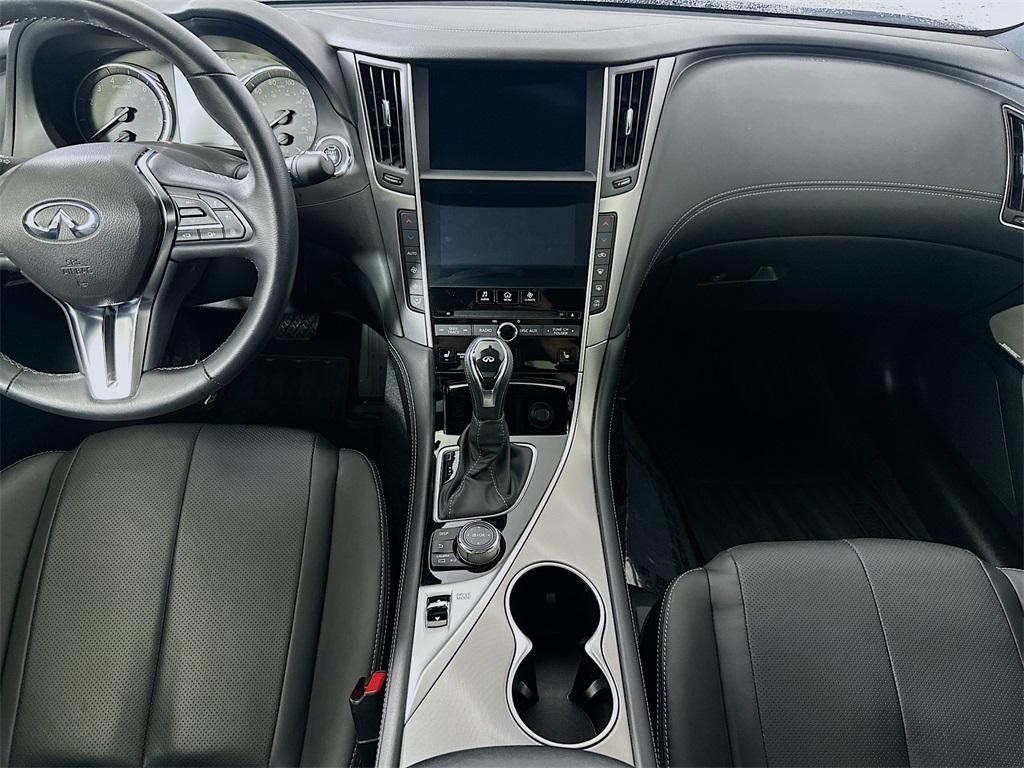 used 2022 INFINITI Q60 car, priced at $32,400