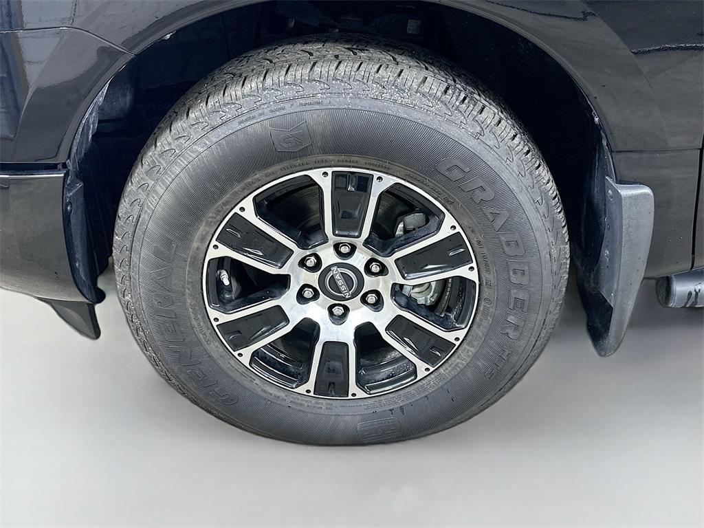 used 2024 Nissan Titan car, priced at $35,531