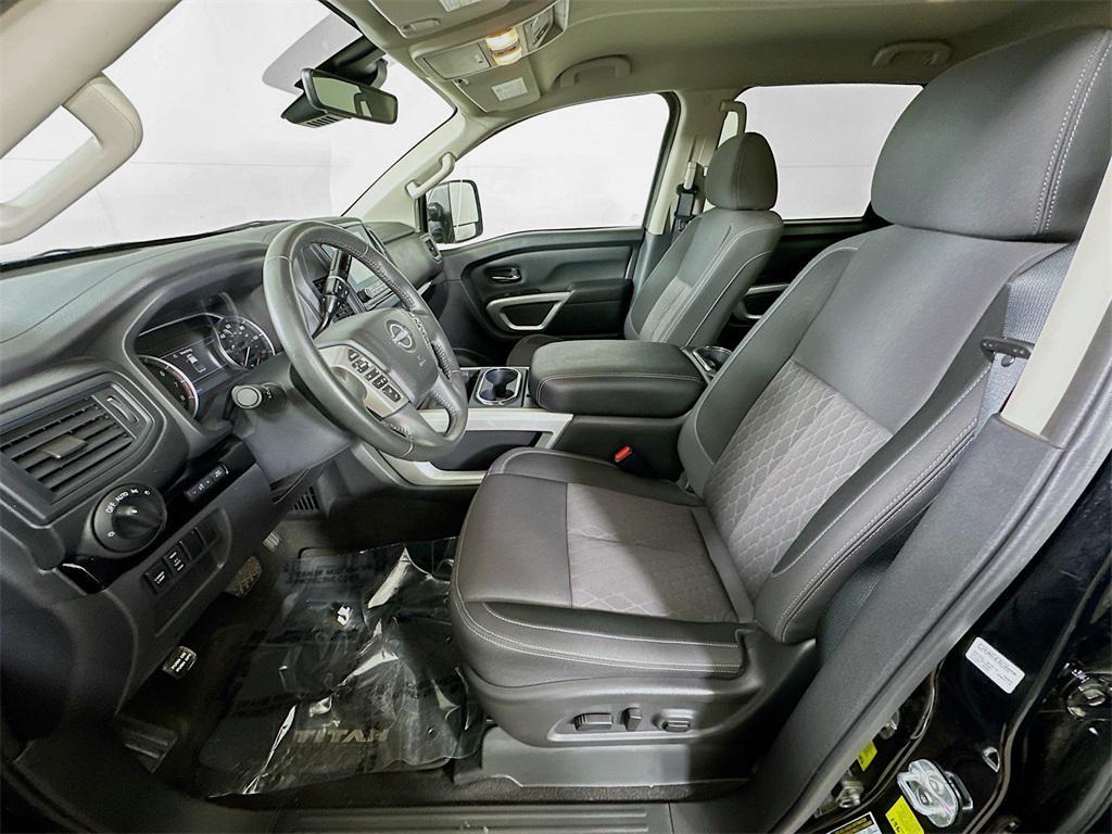 used 2024 Nissan Titan car, priced at $35,531