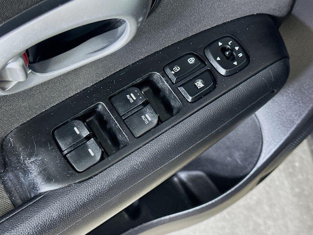 used 2015 Kia Soul car, priced at $6,785