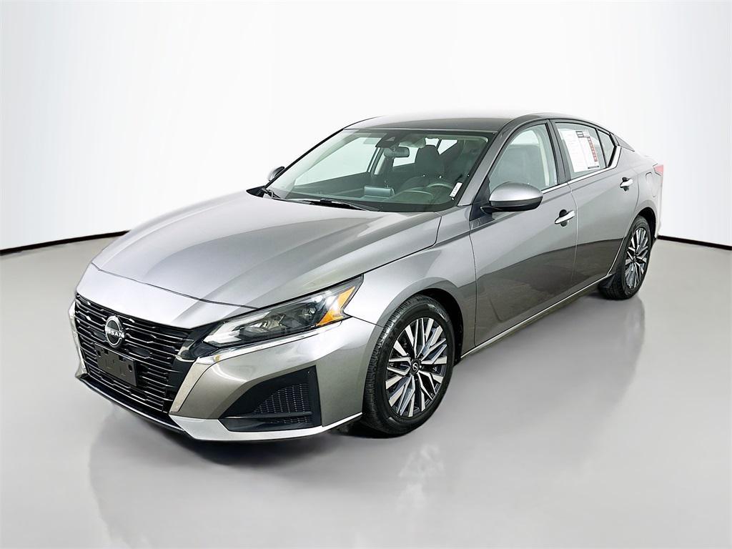 used 2023 Nissan Altima car, priced at $16,995