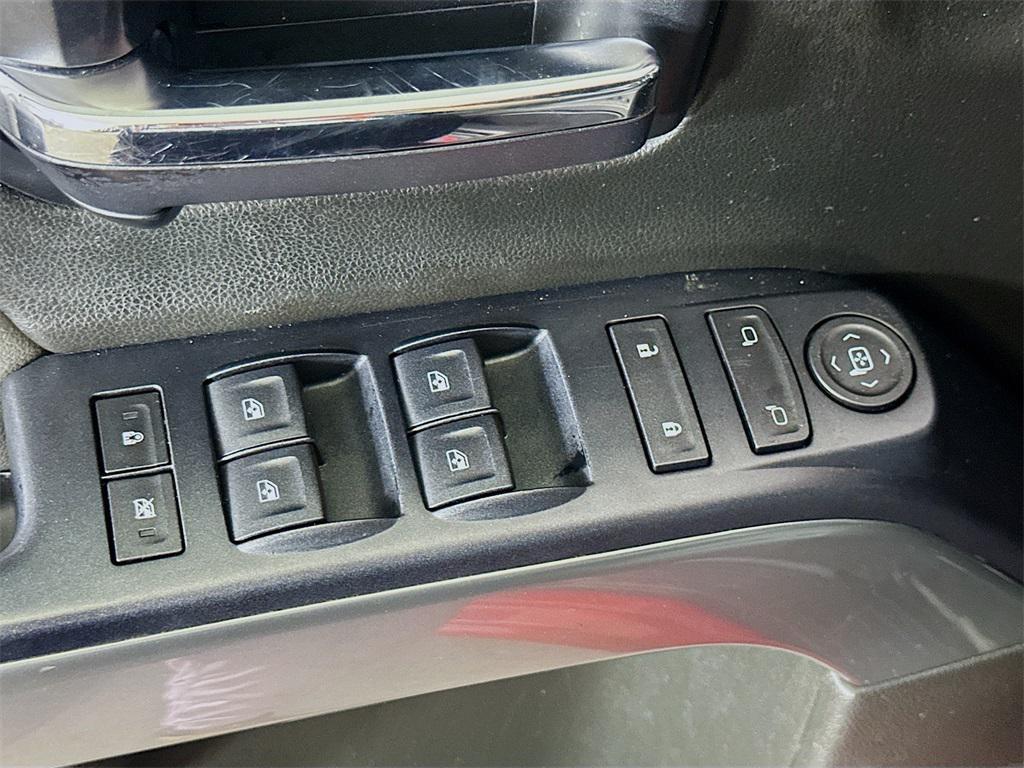 used 2014 Chevrolet Silverado 1500 car, priced at $17,224