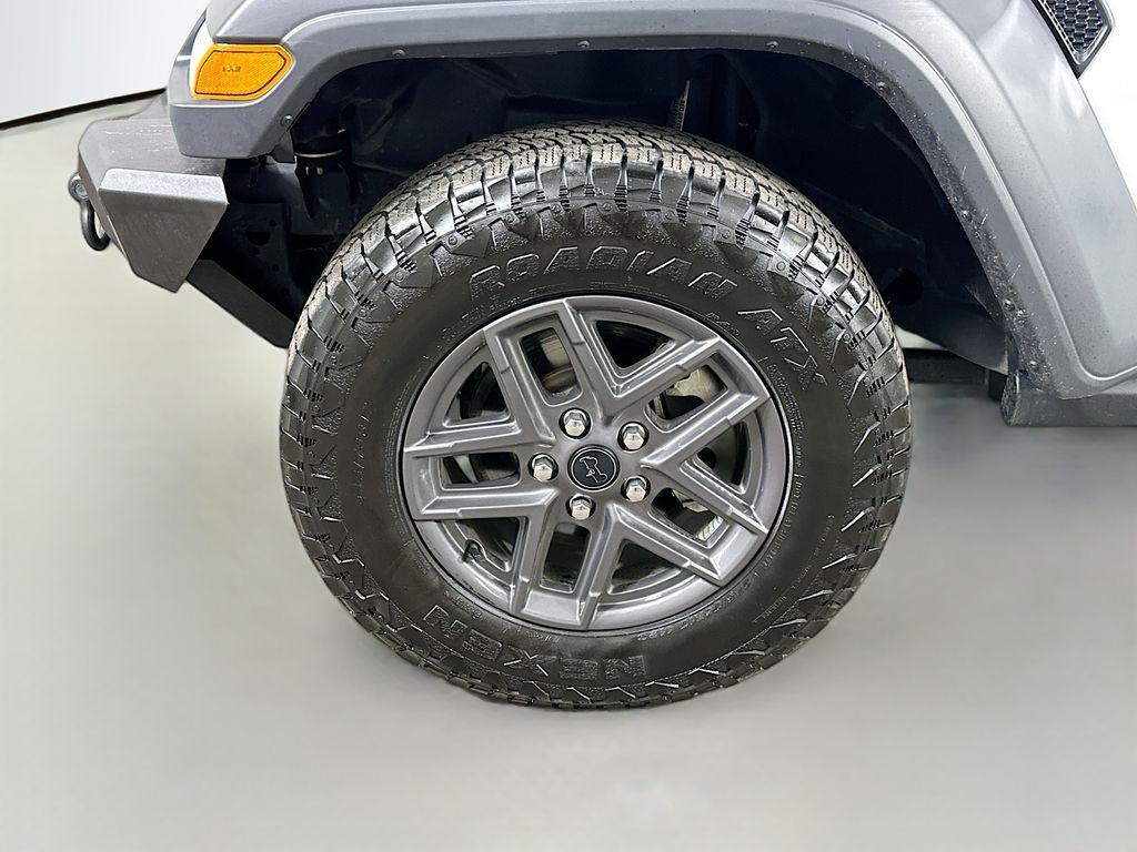 used 2024 Jeep Wrangler car, priced at $32,433