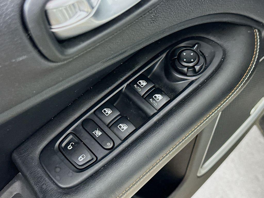 used 2021 Jeep Compass car, priced at $19,490