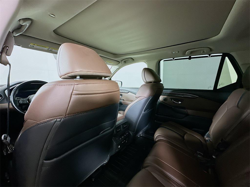 used 2024 Honda Pilot car, priced at $39,999