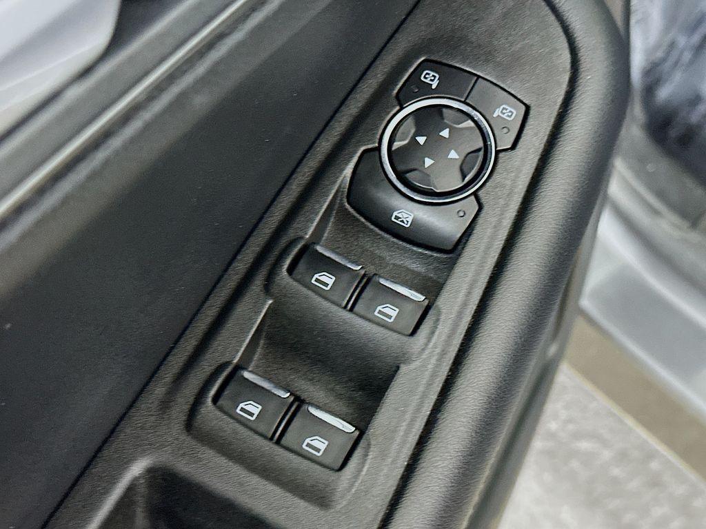 used 2024 Ford Edge car, priced at $19,137