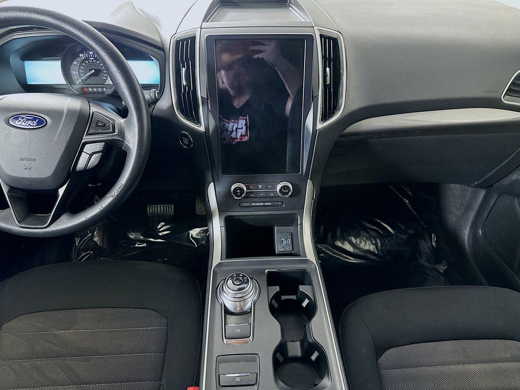 used 2024 Ford Edge car, priced at $19,137