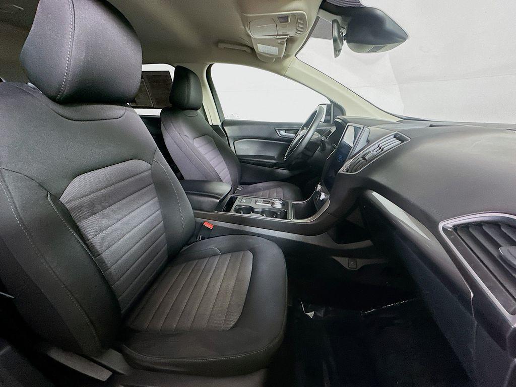 used 2024 Ford Edge car, priced at $19,137