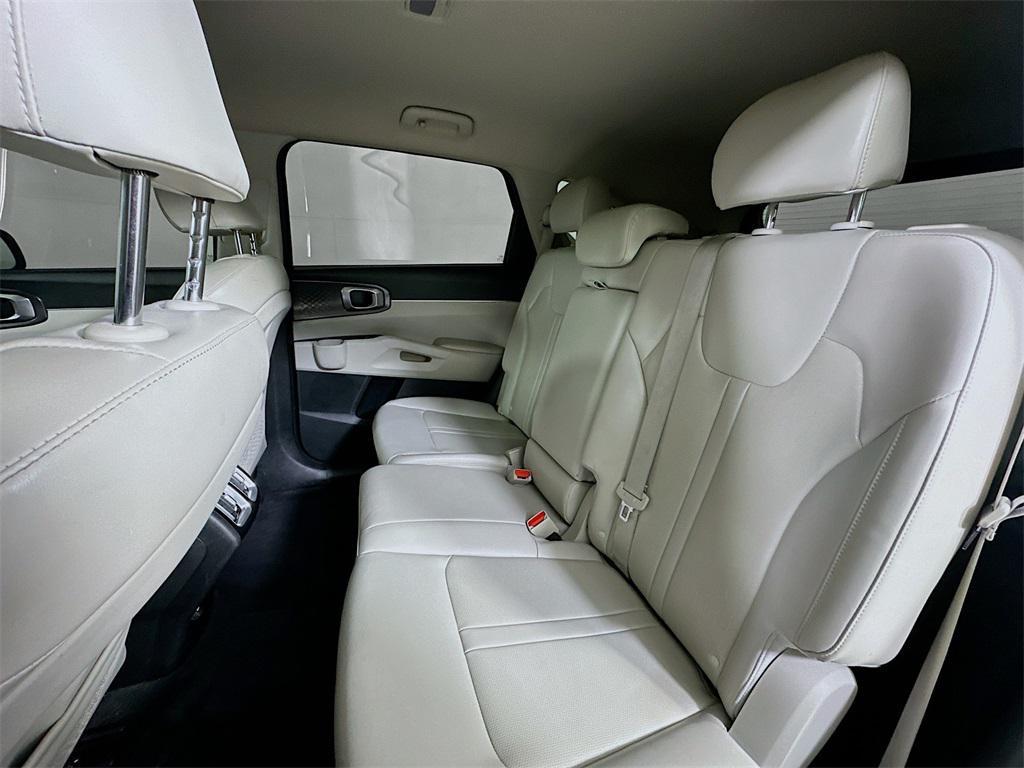 used 2022 Kia Sorento car, priced at $22,767