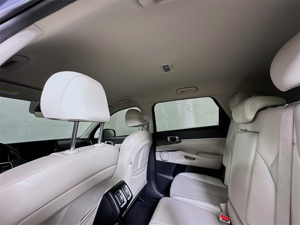 used 2022 Kia Sorento car, priced at $22,767