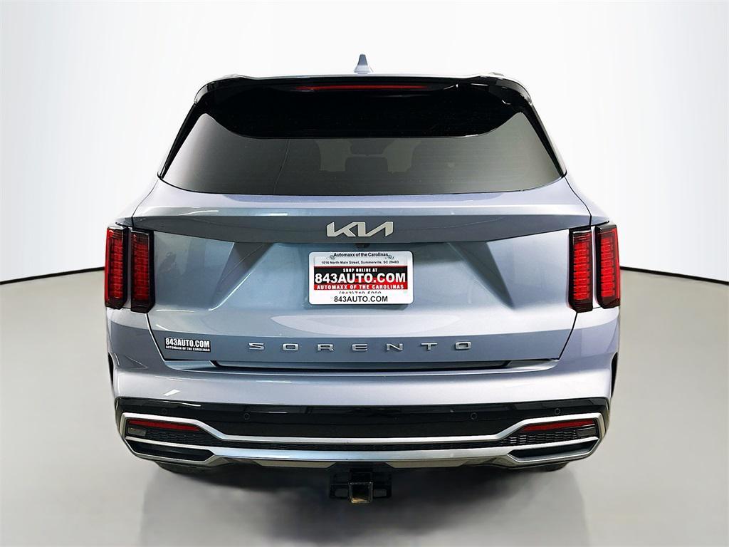used 2022 Kia Sorento car, priced at $22,767