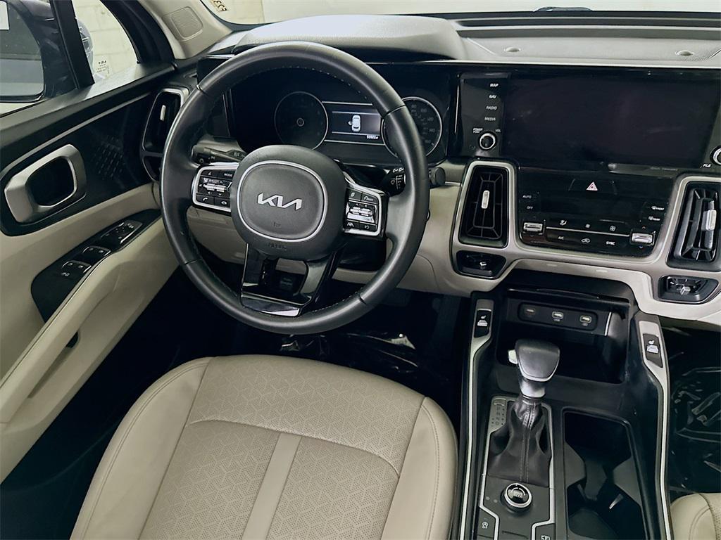 used 2022 Kia Sorento car, priced at $22,767