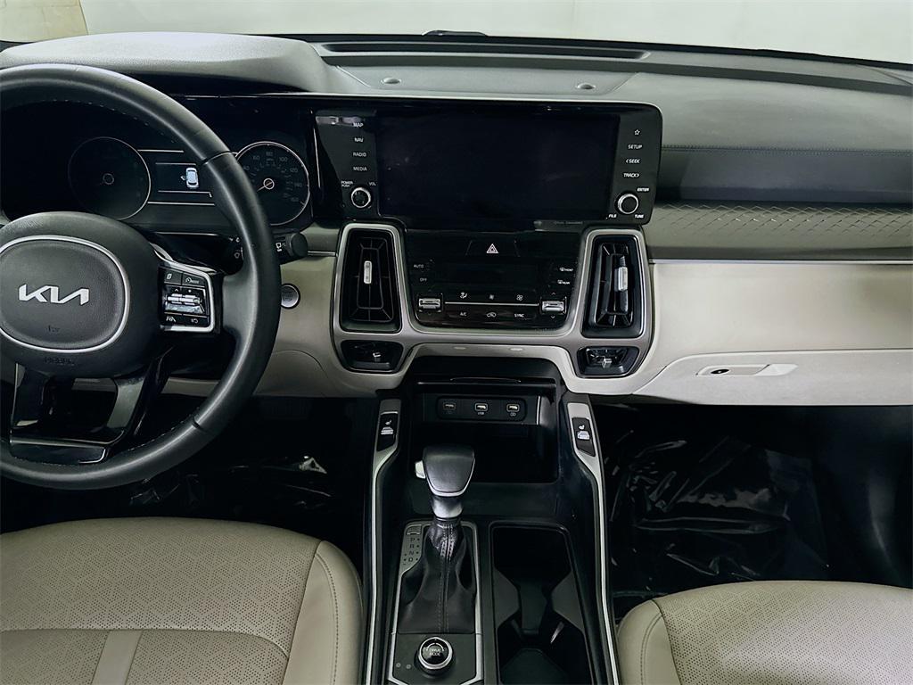 used 2022 Kia Sorento car, priced at $22,767