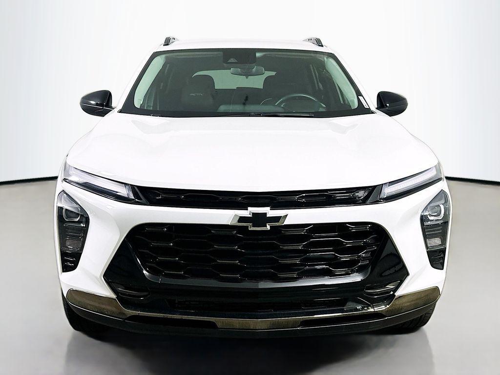 used 2024 Chevrolet Trax car, priced at $23,111