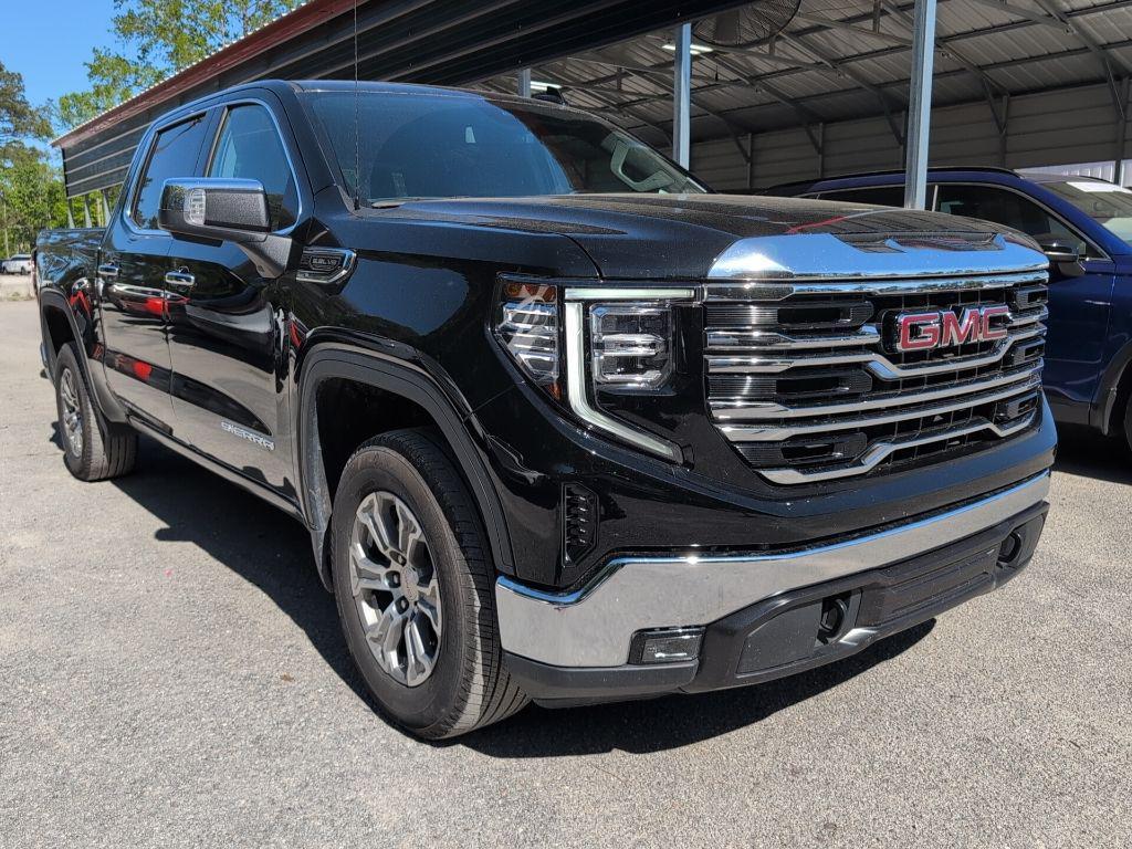 used 2025 GMC Sierra 1500 car, priced at $39,452