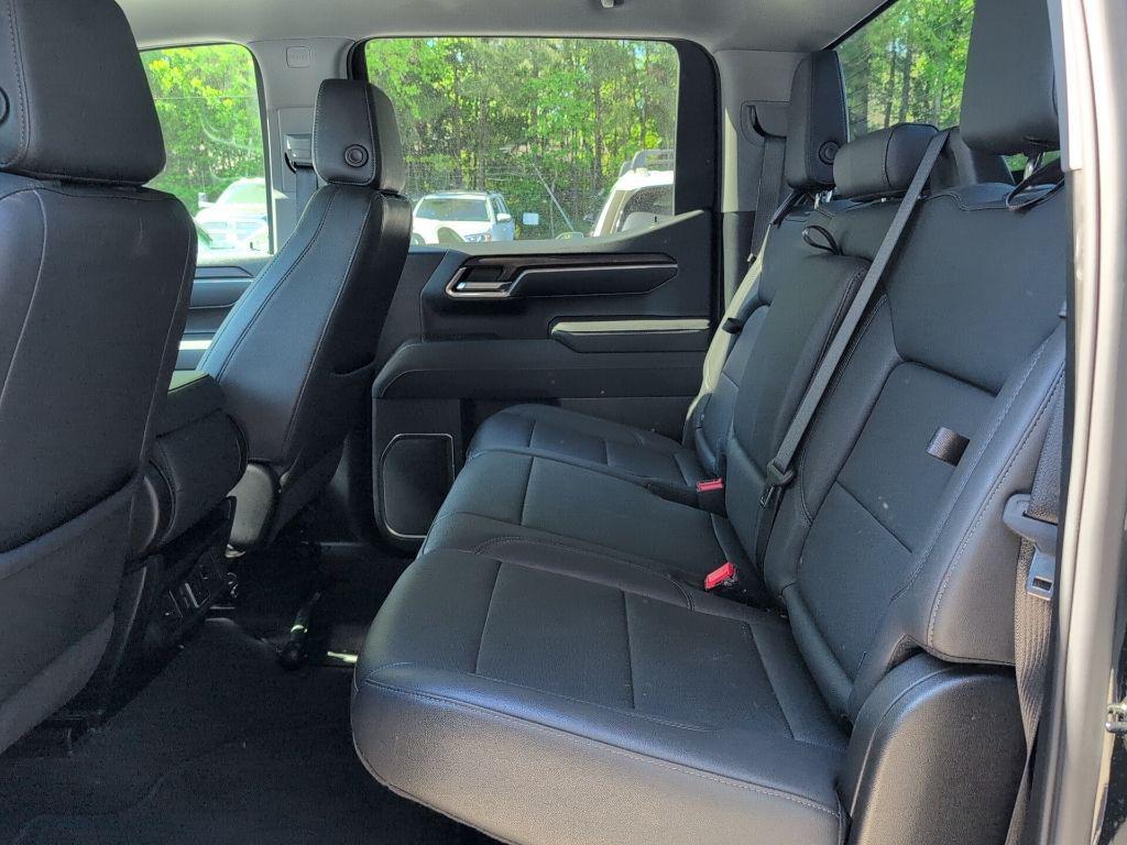 used 2025 GMC Sierra 1500 car, priced at $39,452