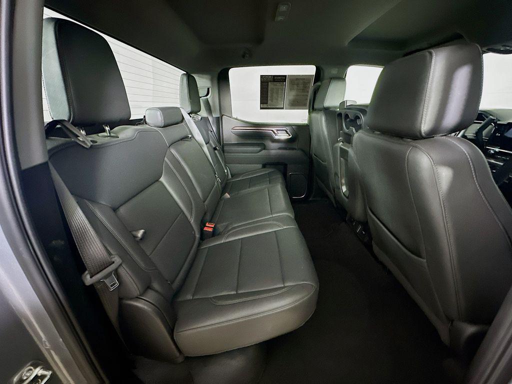 used 2025 GMC Sierra 1500 car, priced at $43,125