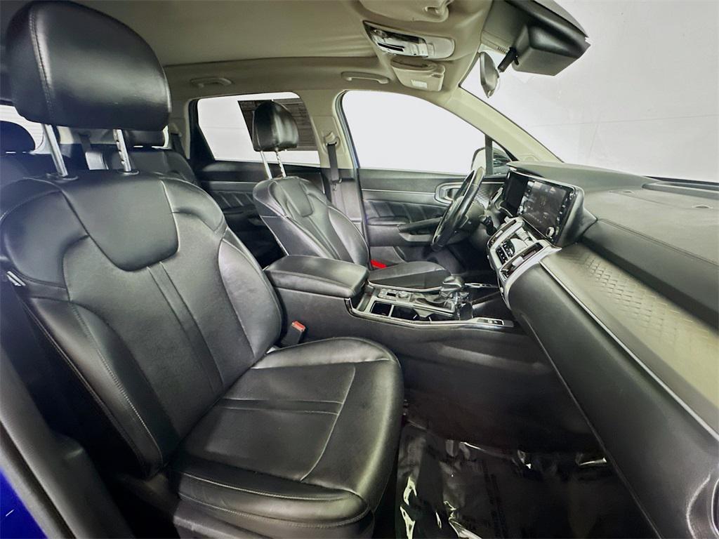 used 2021 Kia Sorento car, priced at $22,054