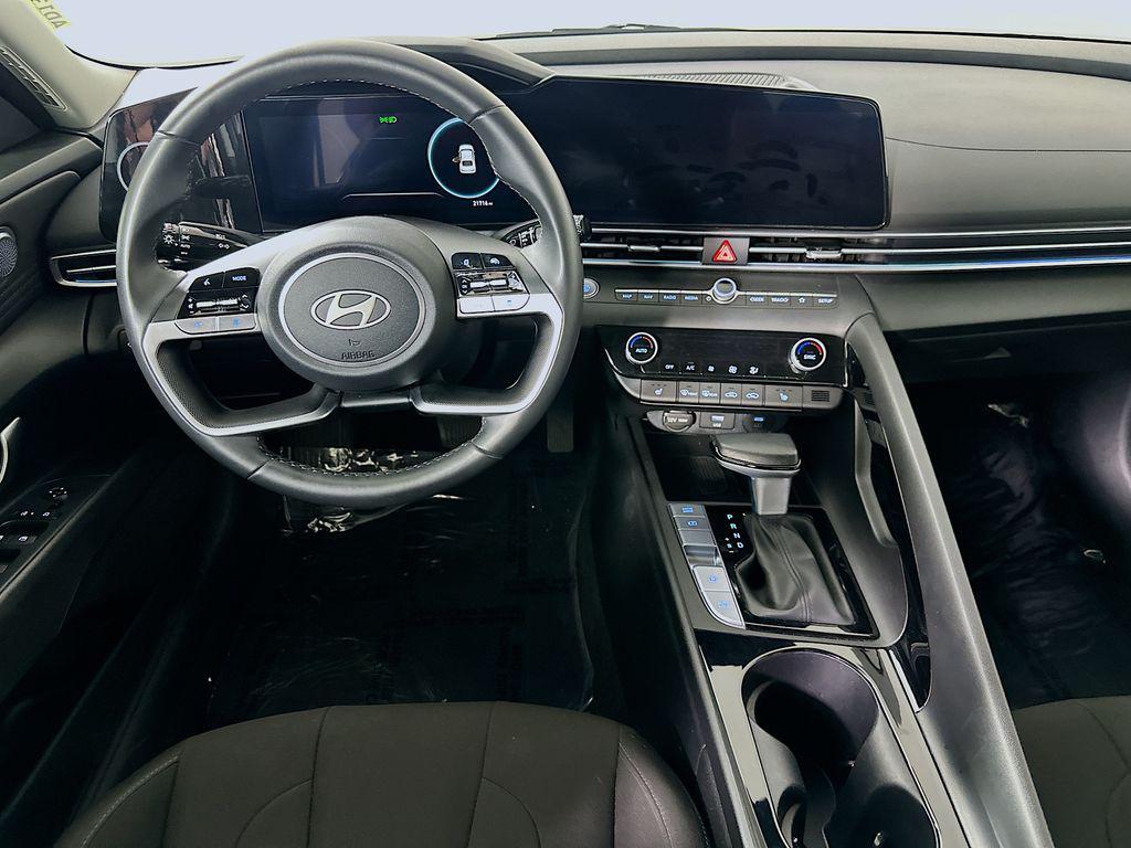 used 2025 Hyundai Elantra car, priced at $22,236