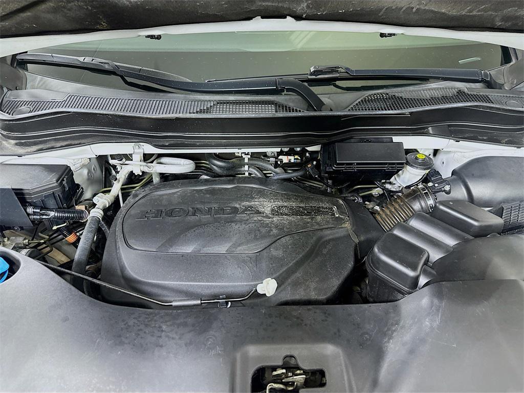 used 2022 Honda Pilot car, priced at $25,500