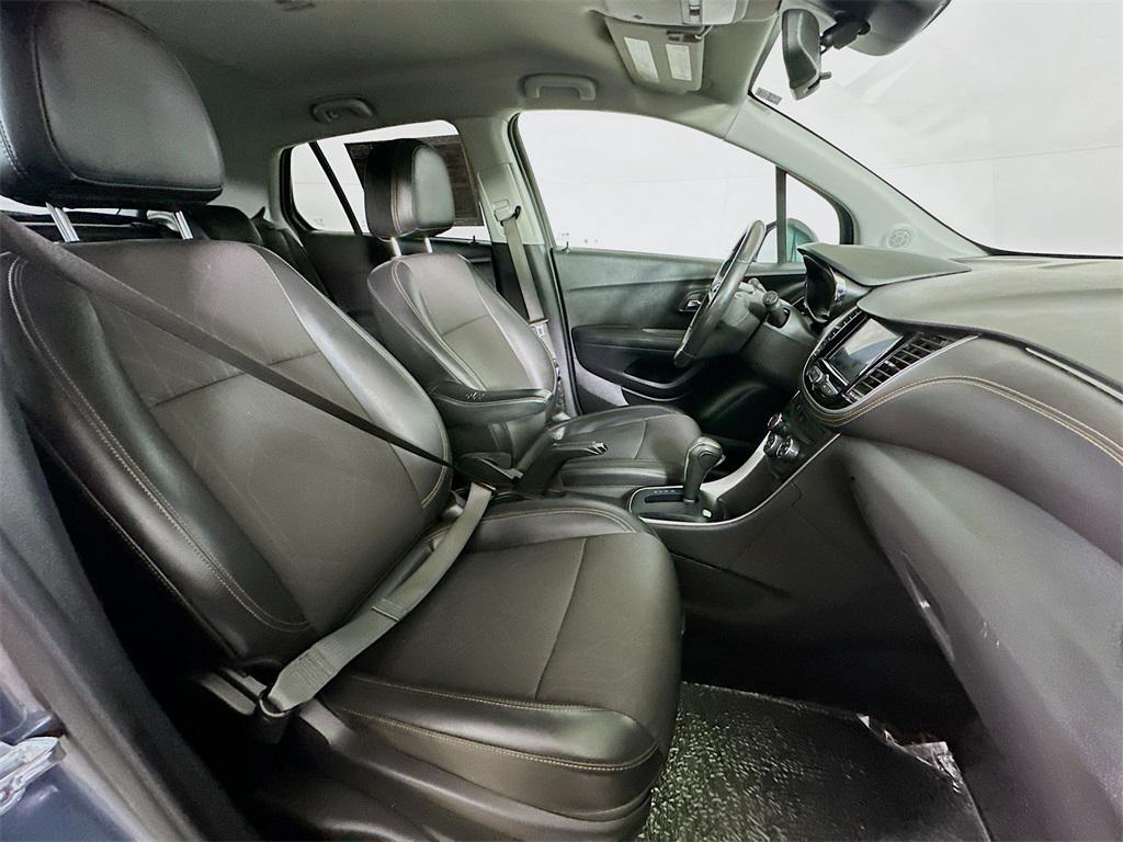 used 2022 Chevrolet Trax car, priced at $15,496