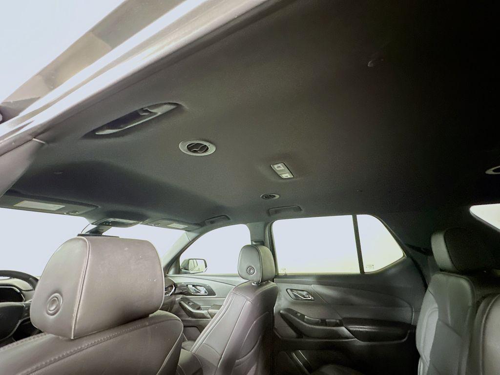 used 2023 Chevrolet Traverse car, priced at $34,165