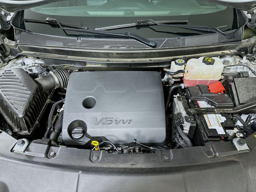 used 2023 Chevrolet Traverse car, priced at $34,165