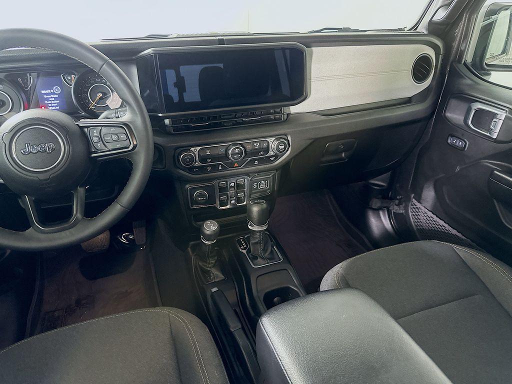 used 2024 Jeep Gladiator car, priced at $32,290