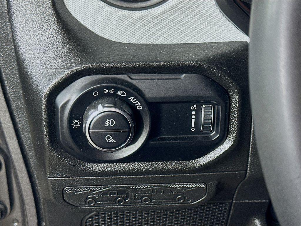 used 2024 Jeep Gladiator car, priced at $32,290