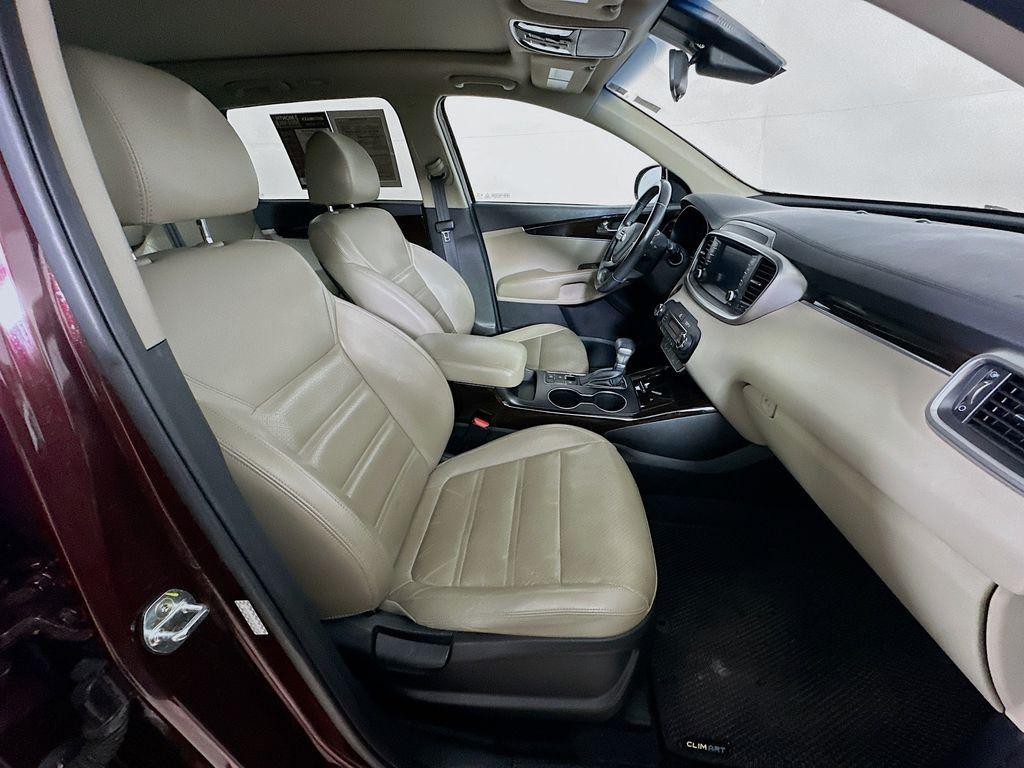 used 2020 Kia Sorento car, priced at $15,377