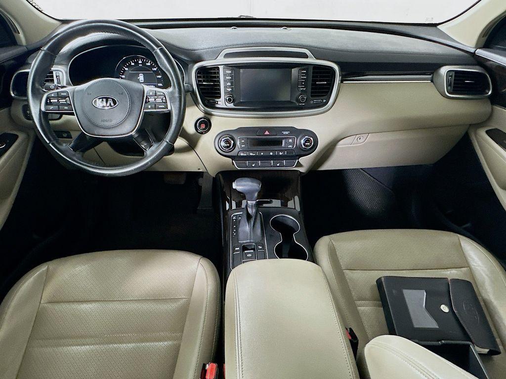 used 2020 Kia Sorento car, priced at $15,377