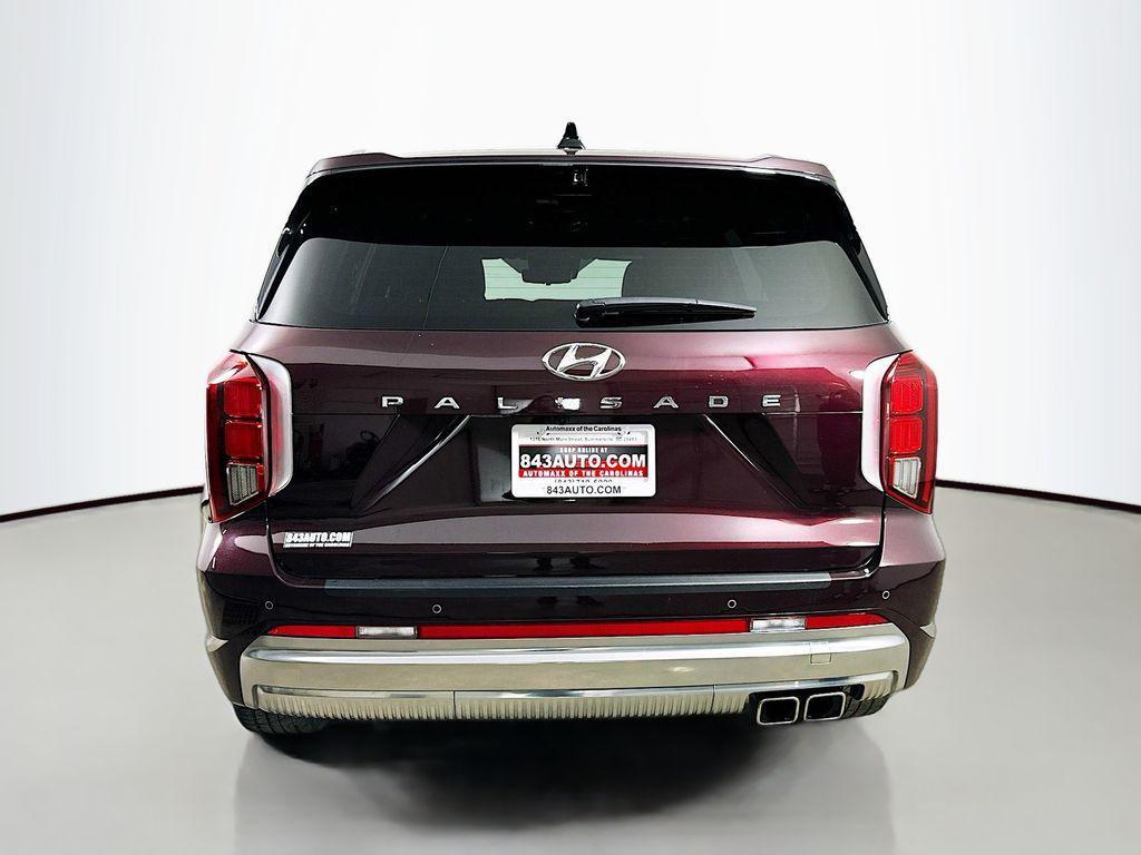 used 2024 Hyundai Palisade car, priced at $37,359