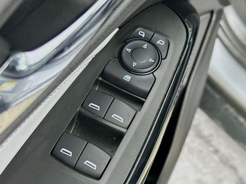 used 2025 Chevrolet Trax car, priced at $20,949