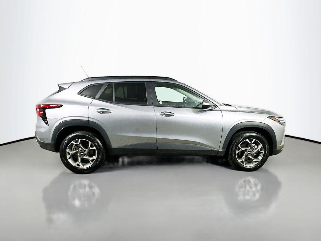 used 2025 Chevrolet Trax car, priced at $20,949