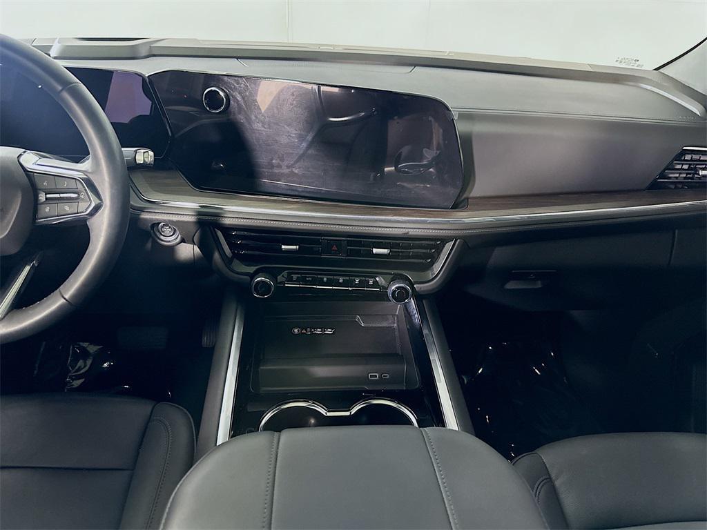 used 2025 Chevrolet Tahoe car, priced at $67,979