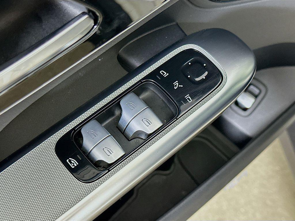 used 2024 Mercedes-Benz GLC 300 car, priced at $35,843