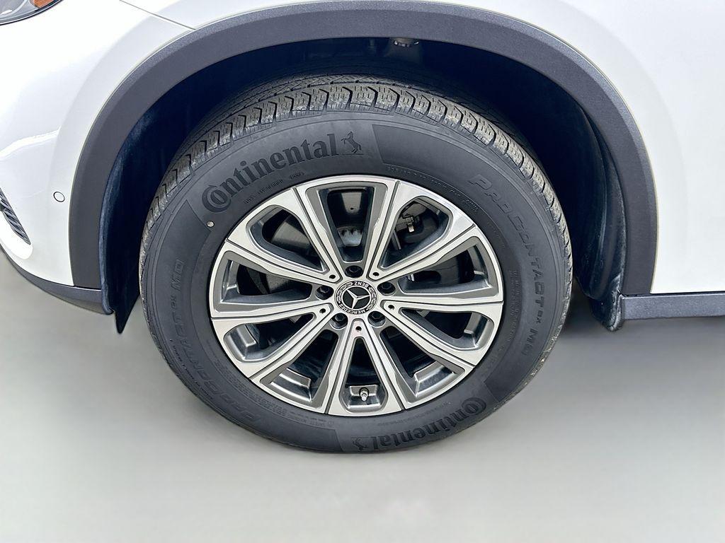 used 2024 Mercedes-Benz GLC 300 car, priced at $35,843