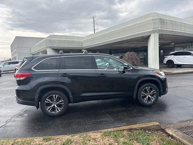 used 2017 Toyota Highlander car, priced at $19,900