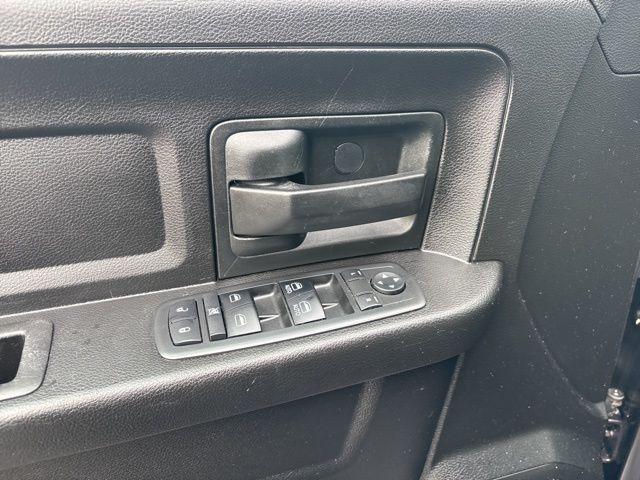 used 2019 Ram 1500 Classic car, priced at $22,000