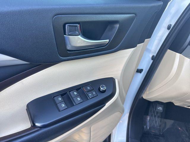 used 2019 Toyota Highlander car, priced at $20,821