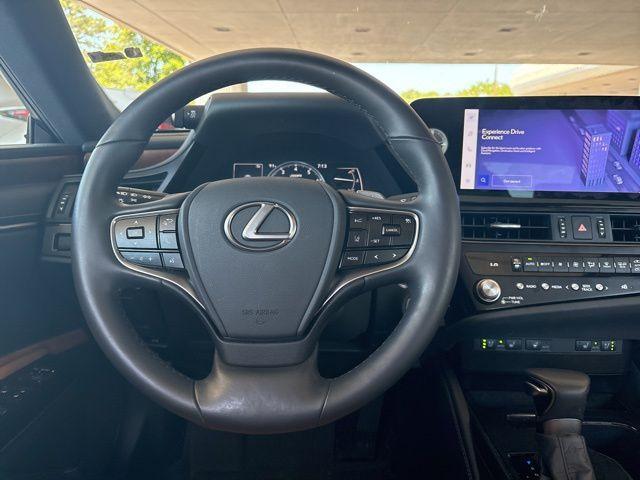 used 2025 Lexus ES 350 car, priced at $47,000