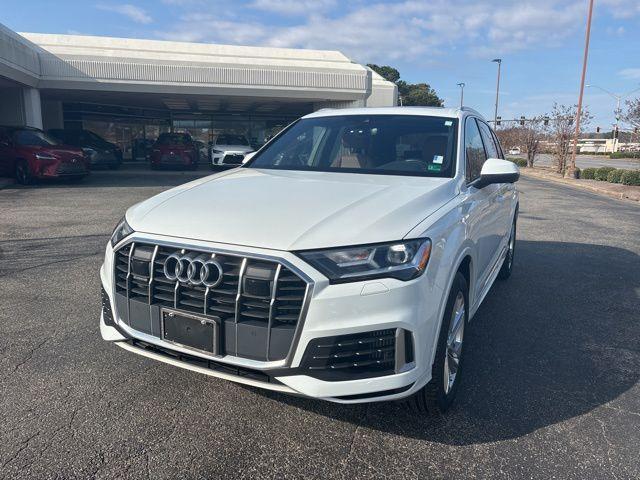 used 2023 Audi Q7 car, priced at $37,900