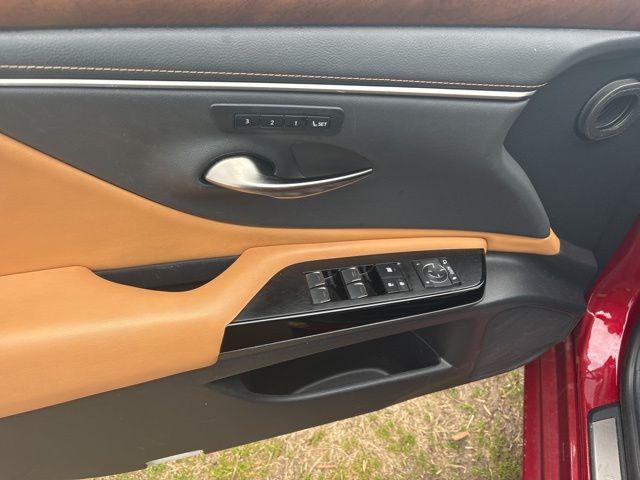 used 2023 Lexus ES 350 car, priced at $41,625