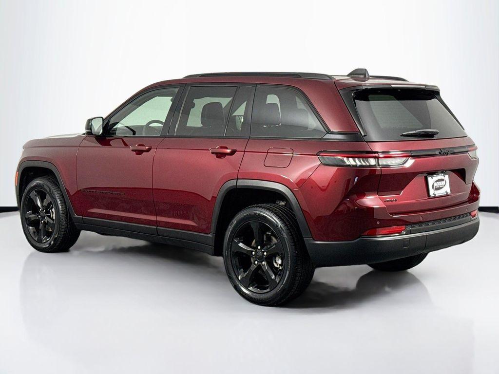 used 2023 Jeep Grand Cherokee car, priced at $31,980